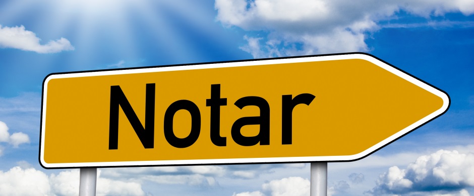 Schild mit Schriftzug 